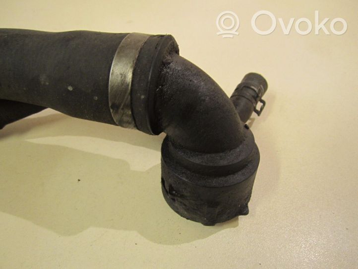 Audi A4 S4 B6 8E 8H Engine coolant pipe/hose 