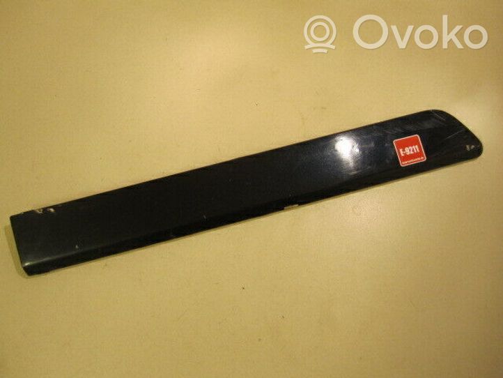 Audi 80 90 B3 Moulure de porte arrière 895853510