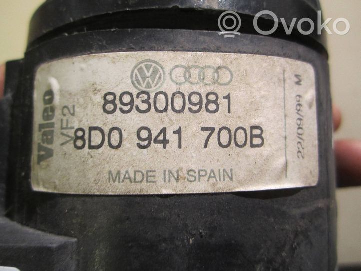 Audi A4 S4 B5 8D Muu ulkopuolen osa 8D0941700B