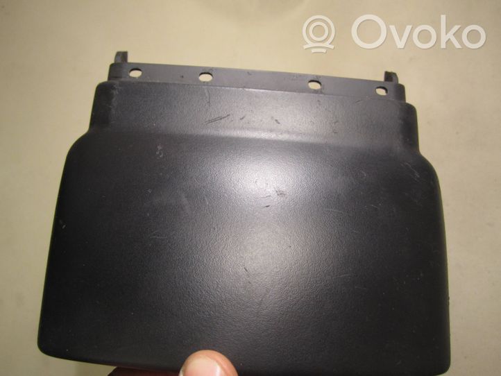 Audi A2 Garniture de colonne de volant 8Z0953515A