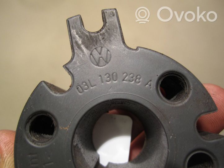 Audi A6 S6 C6 4F Ingranaggio della pompa carburante (puleggia) 03L130238A