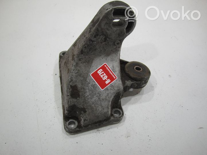 Audi 80 90 S2 B4 Vaihdelaatikon kannake 853399114