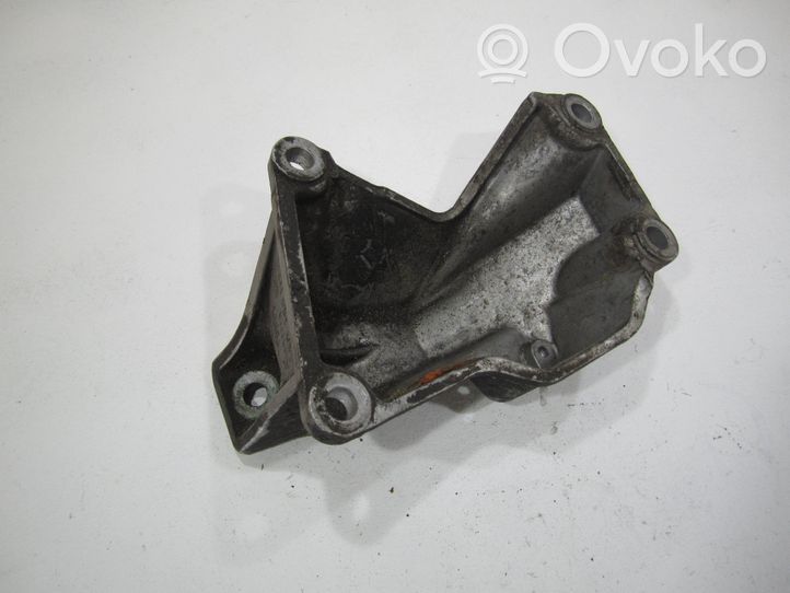 Audi A6 S6 C4 4A Support de boîte de vitesses 4A0399113D