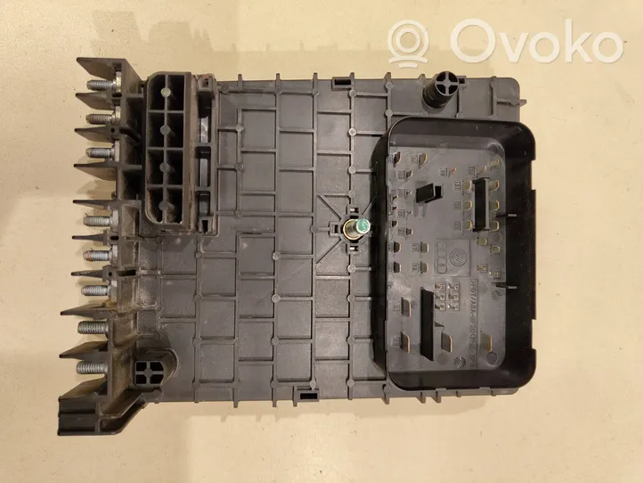 Volkswagen PASSAT CC Module de fusibles 3C0937125A