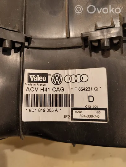 Audi A4 S4 B5 8D Autres pièces de clim 8D1819005A