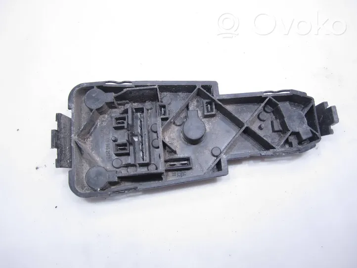 Volkswagen PASSAT B2 Wkład lampy tylnej 321945257D