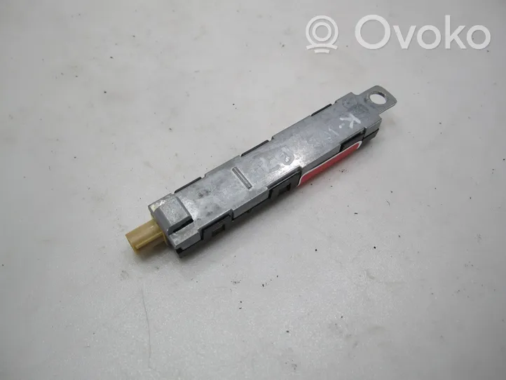 Volkswagen PASSAT B7 Antena radiowa 3AF035552A