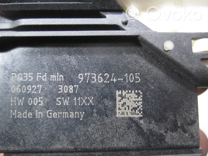 Volkswagen PASSAT B6 Asa reguladora de la puerta trasera 973624105