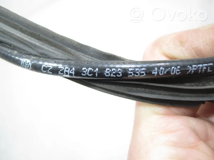 Volkswagen PASSAT B6 Engine bonnet/hood lock release cable 3C1823535