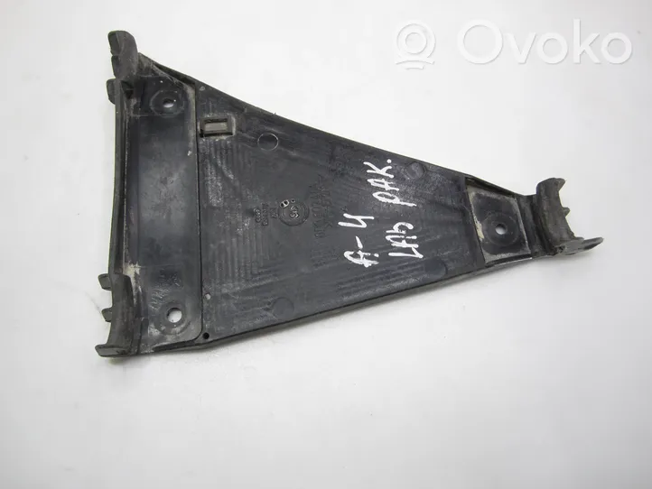 Audi A4 S4 B5 8D Staffa di rinforzo montaggio del paraurti posteriore 8D0807484