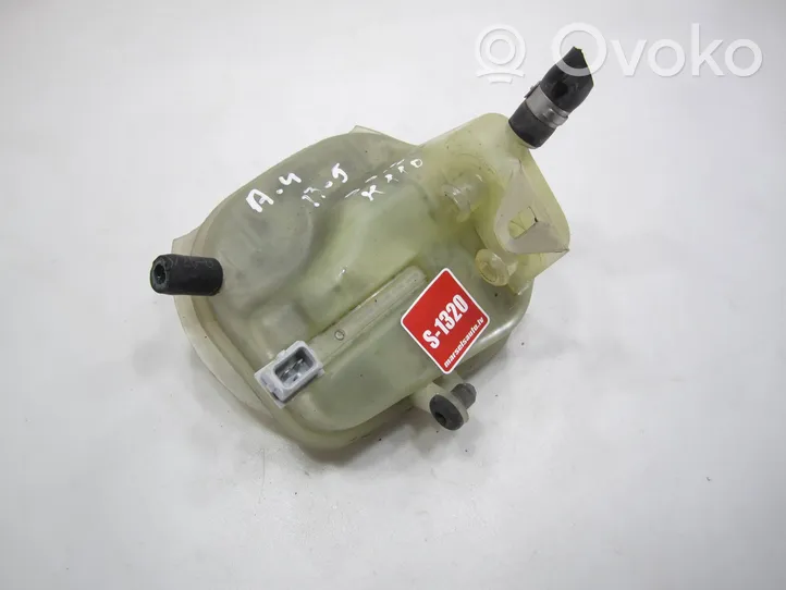 Audi A4 S4 B5 8D Brake fluid reservoir 4B0611301E