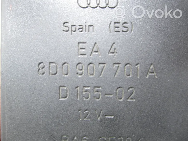 Audi A4 S4 B5 8D Inne przekaźniki 8D0907701A