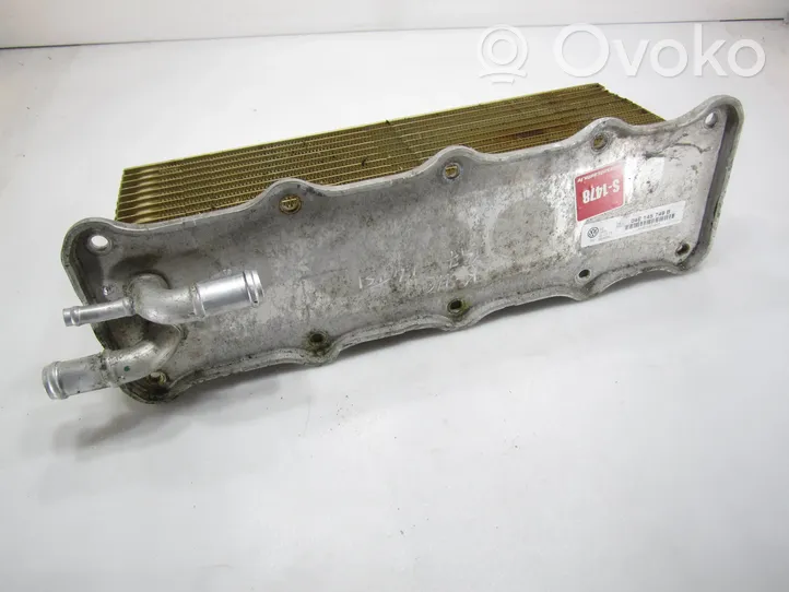 Volkswagen Golf VII Chłodnica powietrza doładowującego / Intercooler 04E145749B