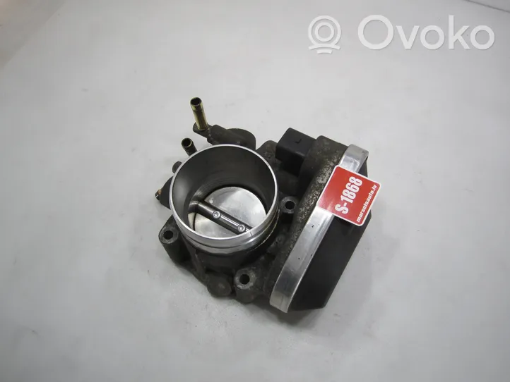 Volkswagen Golf V Valvola a farfalla 06A133062AT