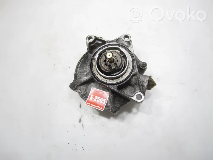 Audi A4 S4 B6 8E 8H Vakuumo pompa 057145100C