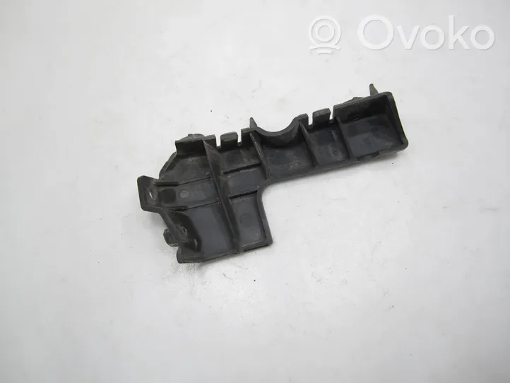 Audi A4 S4 B7 8E 8H Uchwyt / Mocowanie błotnika przedniego 8E0807284E