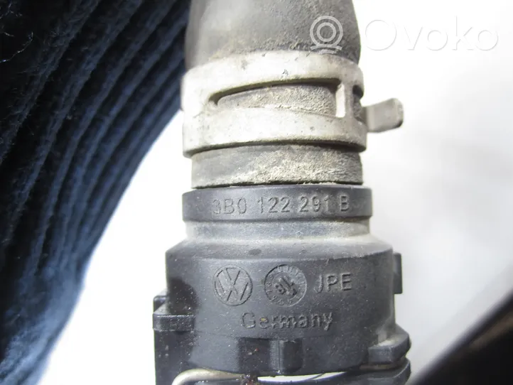 Volkswagen Caddy Moottorin vesijäähdytyksen putki/letku 3B0122291B