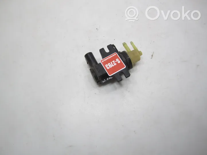 Volkswagen Caddy Vacuum valve 1K0906627A