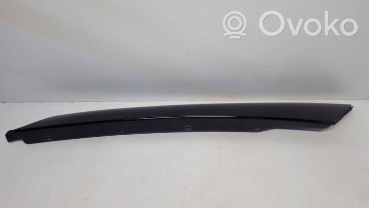 Skoda Fabia Mk2 (5J) Moulure de vitre de la porte avant 5J6853264R