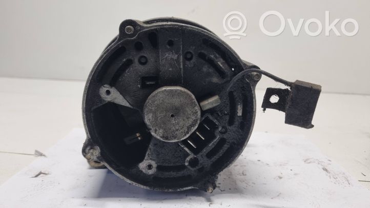 Audi 80 90 B2 Alternator 068903025C