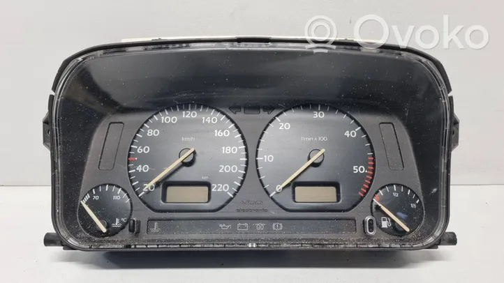 Volkswagen Vento Spidometras (prietaisų skydelis) 87001262