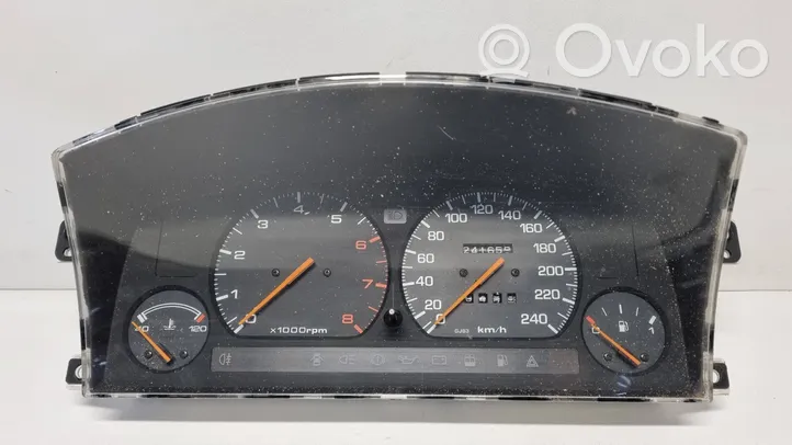 Mazda 626 Compteur de vitesse tableau de bord 