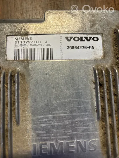 Volvo S40, V40 Variklio valdymo blokas 30864276