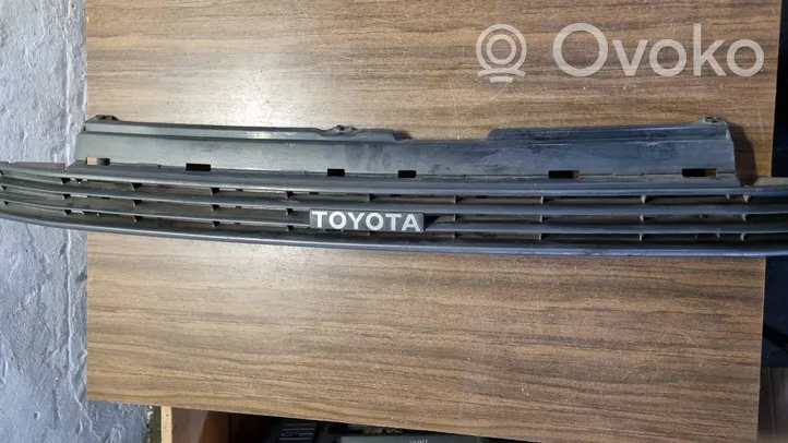 Toyota Celica T160 Grille de calandre avant 5311120500