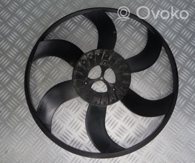 BMW 1 E81 E87 Hélice moteur ventilateur 8250088