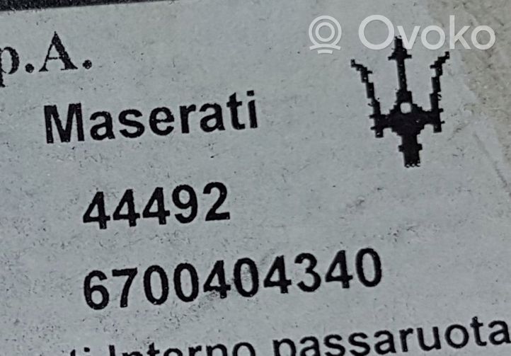 Maserati Ghibli Tavaratilan pohjan tekstiilimatto 6700404340