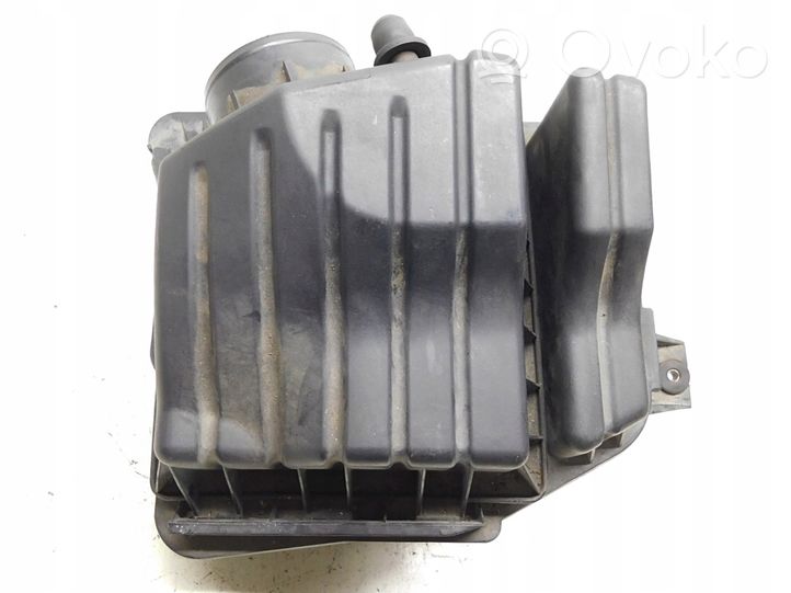 Chrysler Voyager Boîtier de filtre à air 04861388AB