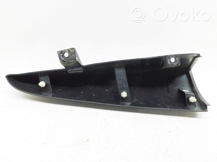 Renault Kangoo II Rivestimento modanatura del faro posteriore 8200499015