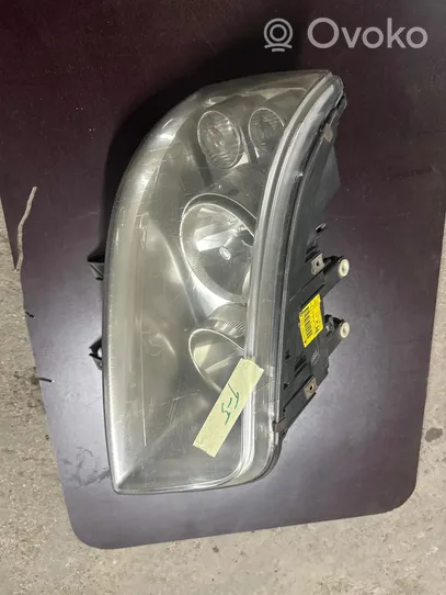 Volkswagen Multivan T5 Lampa przednia 7H1941016L