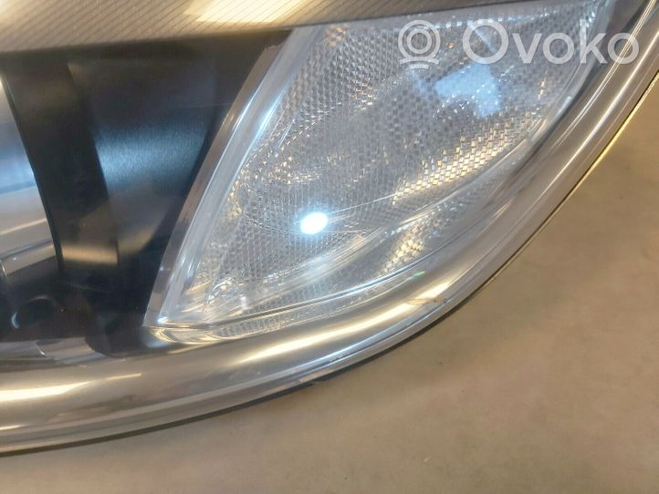 Audi Q7 4L Lampa przednia 4L0941003A