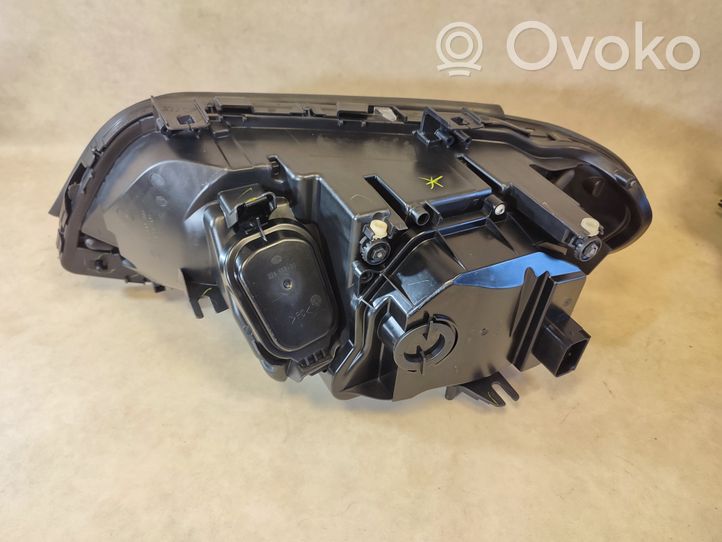 BMW X5 E53 Lampa przednia 63117166803