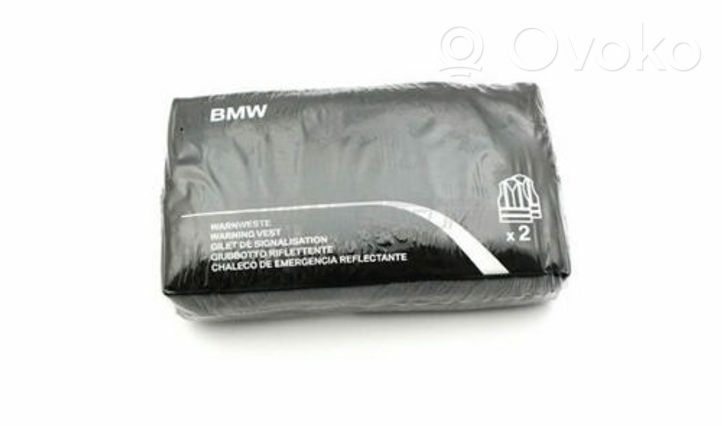 BMW X4 G02 Varoituskolmio 82262288693