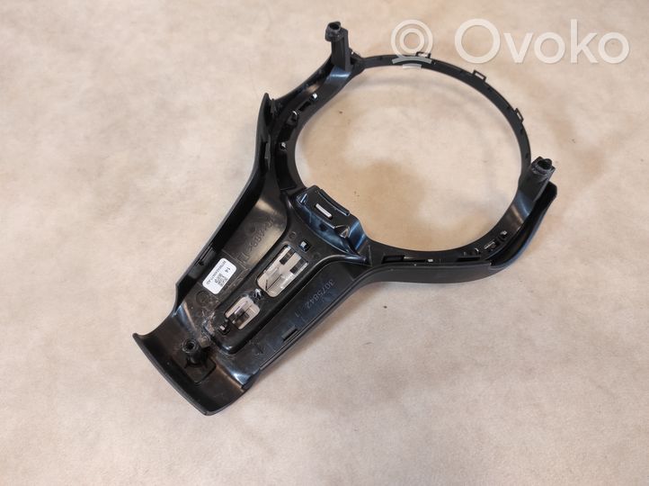 BMW 6 F12 F13 Garniture de volant 32307846032