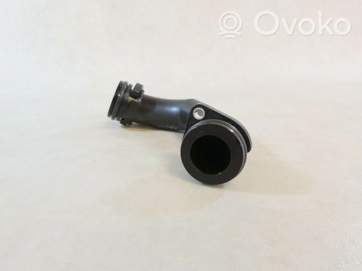 BMW 5 G30 G31 Variklio aušinimo vamzdelis (-ai)/ žarna (-os) 11658587519