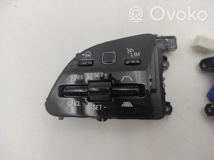 Mercedes-Benz C W205 Pulsanti/interruttori sul volante A9079051009 9J32