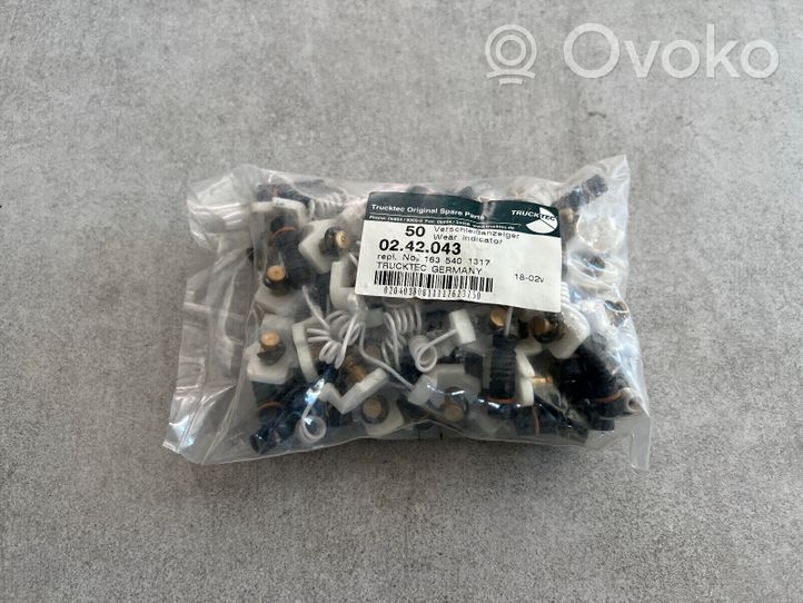 Mercedes-Benz ML W163 Sensore usura delle pastiglie dei freni A1635401317