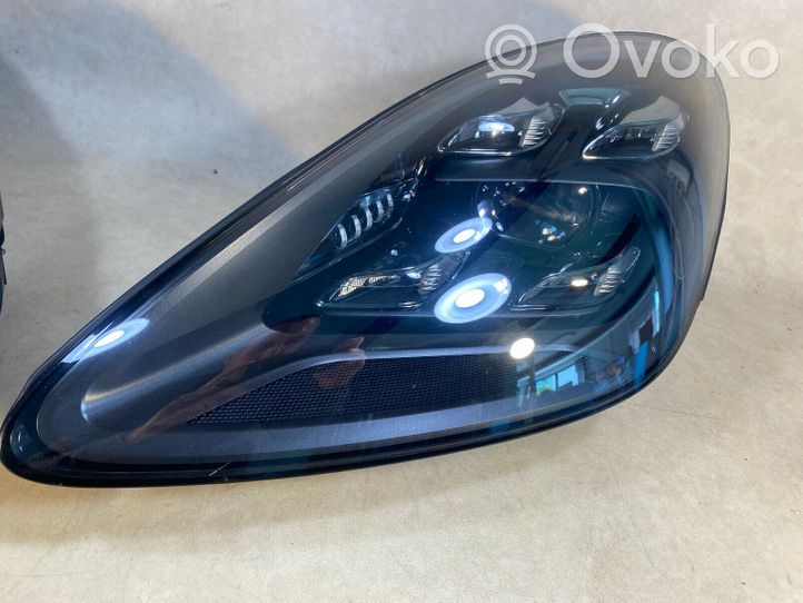 Porsche Cayenne (9Y0 9Y3) Lampy przednie / Komplet 9Y0941035F