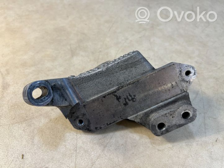 Mercedes-Benz G W461 463 Support, tuyau de refroidissement intermédiaire A6280980839