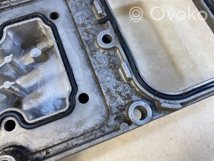 Mercedes-Benz G W461 463 Odpowietrznik / Separator oleju 6282030144