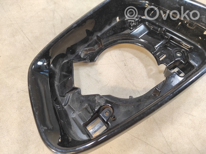 BMW 5 G30 G31 Copertura in plastica per specchietti retrovisori esterni 51167418814