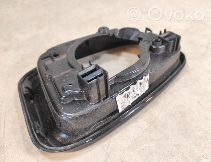 BMW 5 G30 G31 Veidrodėlio plastikinė apdaila 51167418814