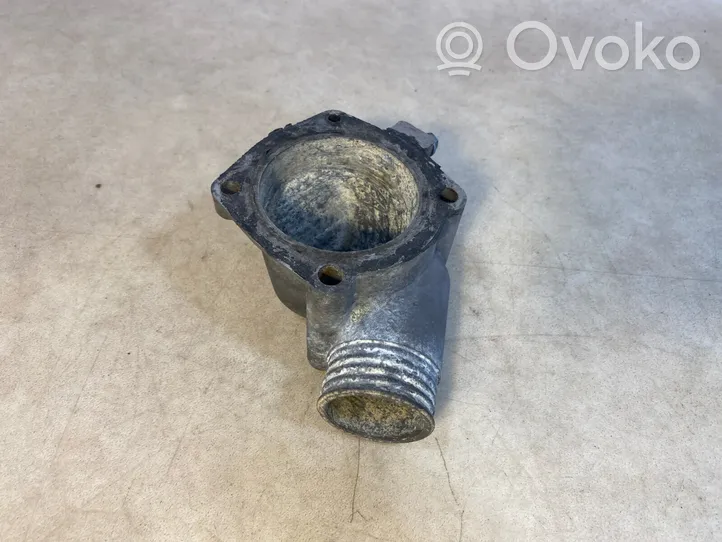 BMW 7 E23 Thermostat housing 11531275881