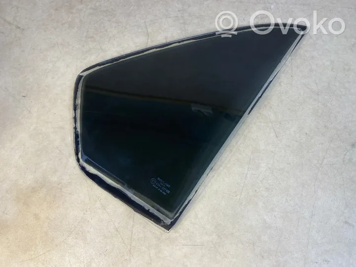 BMW 7 E23 Rear vent window glass 51341849996