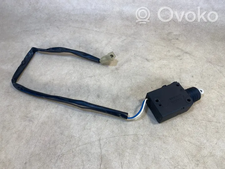 Mercedes-Benz G W461 463 Motorino serratura porta anteriore A0048202542