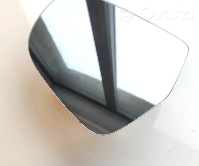 Audi A6 S6 C6 4F Wing mirror glass 8T0857536D