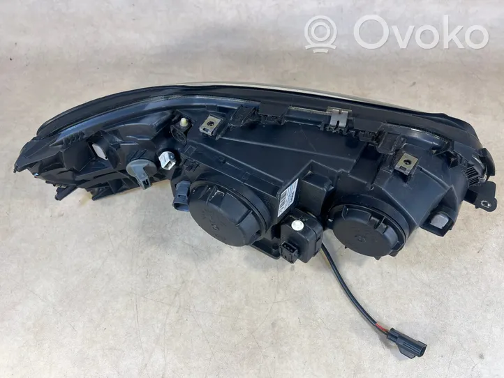 Volvo S60 Lot de 2 lampes frontales / phare 8693656